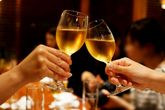 沖縄でギャラ飲みってできるの?